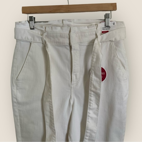 Express White Ankle Cropped Pants - Picture 3 of 12